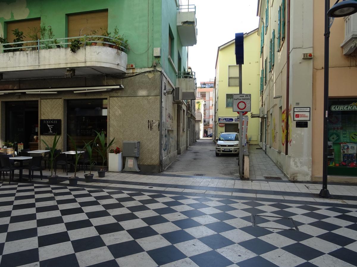 Meeting Bed & Breakfast Pescara Bagian luar foto
