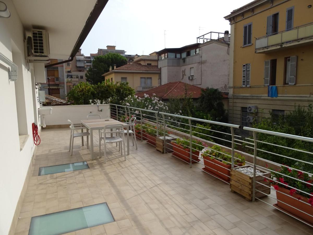 Meeting Bed & Breakfast Pescara Bagian luar foto